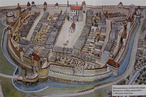 medieval walled town|List of cities with defensive walls .